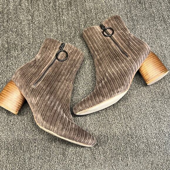 Sbicca Corduroy Ankle Boots Womens 7.5 Taupe Brown Side Zip Retro Groovy Hippie - Picture 8 of 12